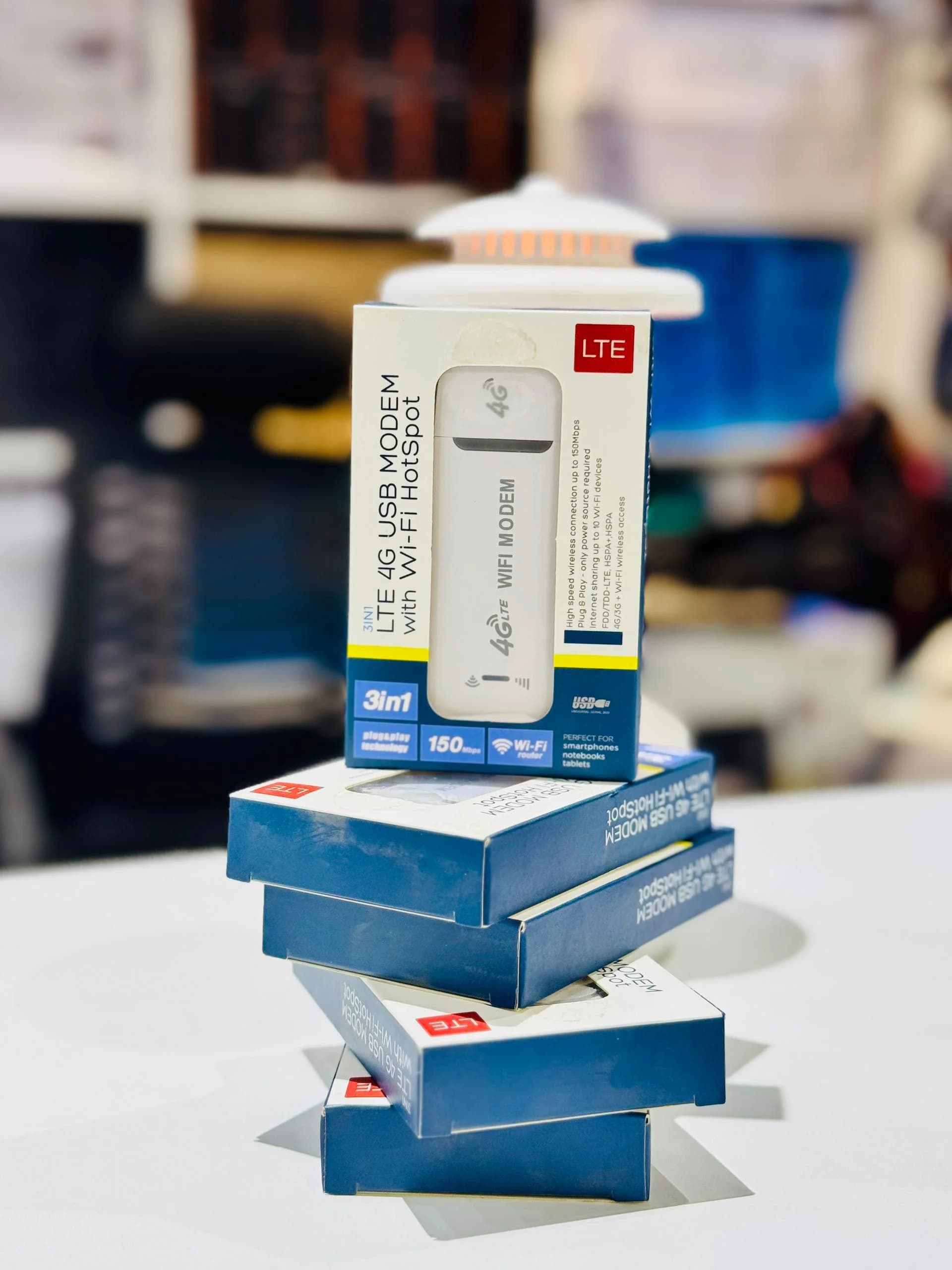 LTE LTE 4G USB Modem with Wi-Fi Hotspot