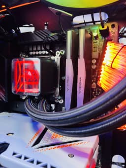 MSI Gaming MSIB460M, view 3