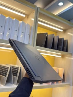 DELL G15 5511, view 4