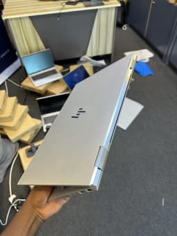 HP EliteBook x360 1040 G8, view 2