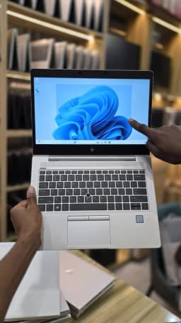 HP EliteBook 830 G6, view 3