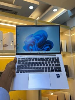 HP EliteBook 840 G9, view 2