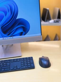 HP EliteOne 800 G4, view 2