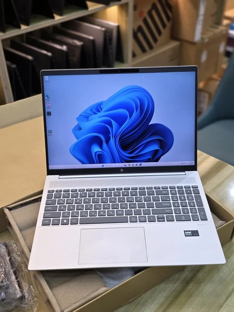 HP Pavilion 16 Plus G11