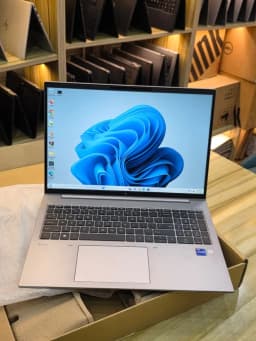 HP ZBook Firefly 16 G10, view 4