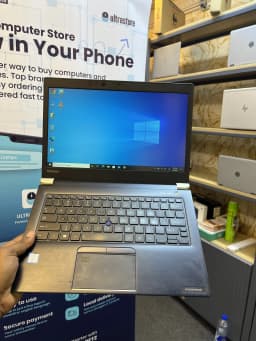 TOSHIBA Dynabook, view 2