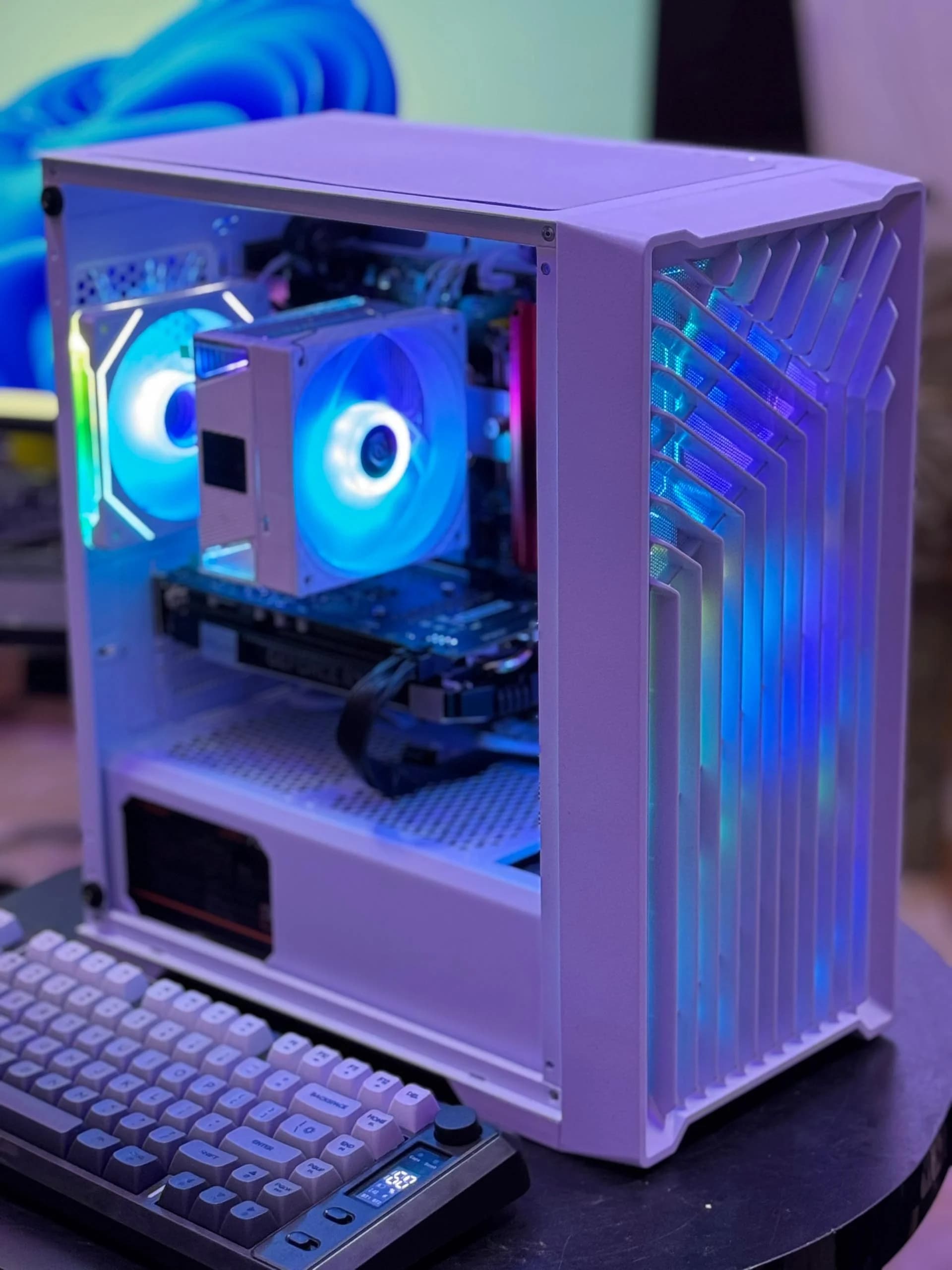 GIGABYTE GAMING B360M RX 580