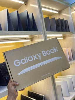 SAMSUNG Galaxy Book Galaxy Book 4 Edge, view 3