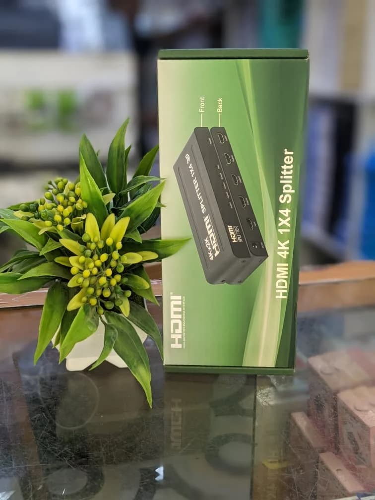 UNIVERSAL Universal 1x4 HDMI Splitter